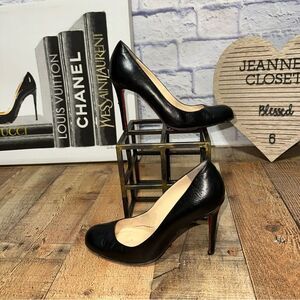 Christian Louboutin Black Leather Simple Pumps Size 37.5